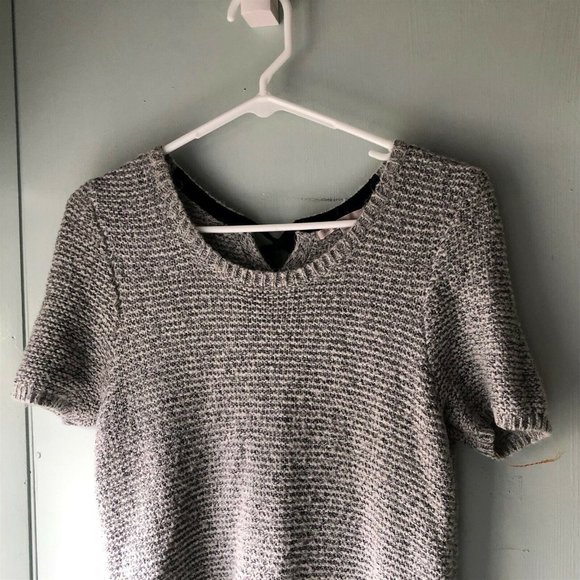 GAP Gray Heather SHORT SLEEVE SWEATER KEYHOLE TIE BACK SIZE Medium M - Picture 2 of 9